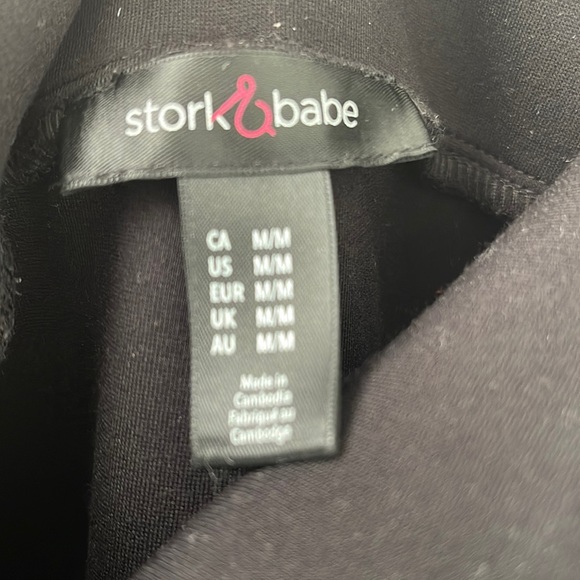 Maternity faux leather leggings - Picture 3 of 5